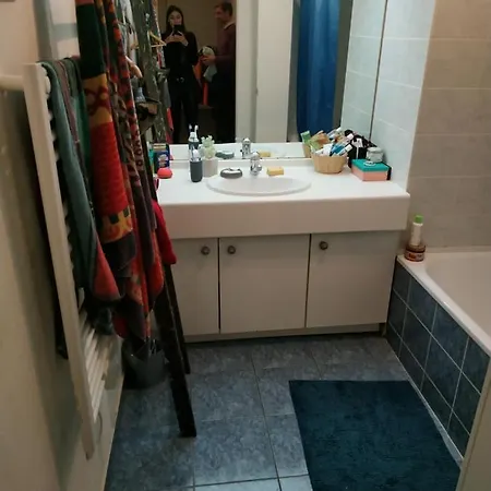 Warm 3 That Can Accommodate Up To 3 People With Parking - Near The Centre Of Strasbourg. *